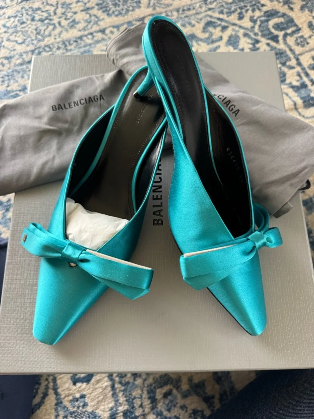 Balenciaga Teal Satin Pointed Toe Bow Flats - Picture 2 of 6